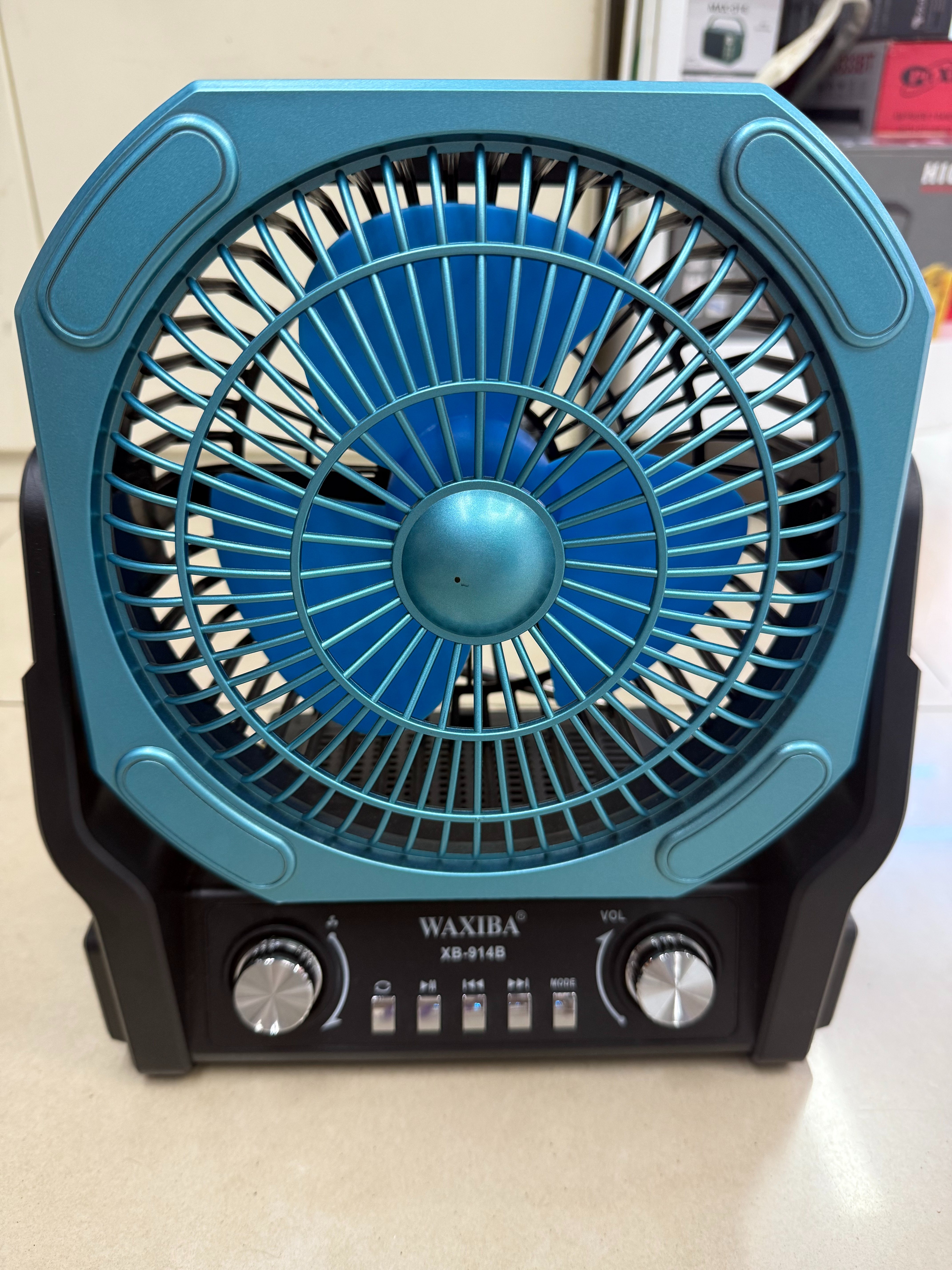 XB-914B Solar fan, radio, Bluetooth speaker, multi-functional desktop ornament, USB music, TF card, music playing for the elderly, charging, discharging, cooling, heat dissipation and blowing details Picture