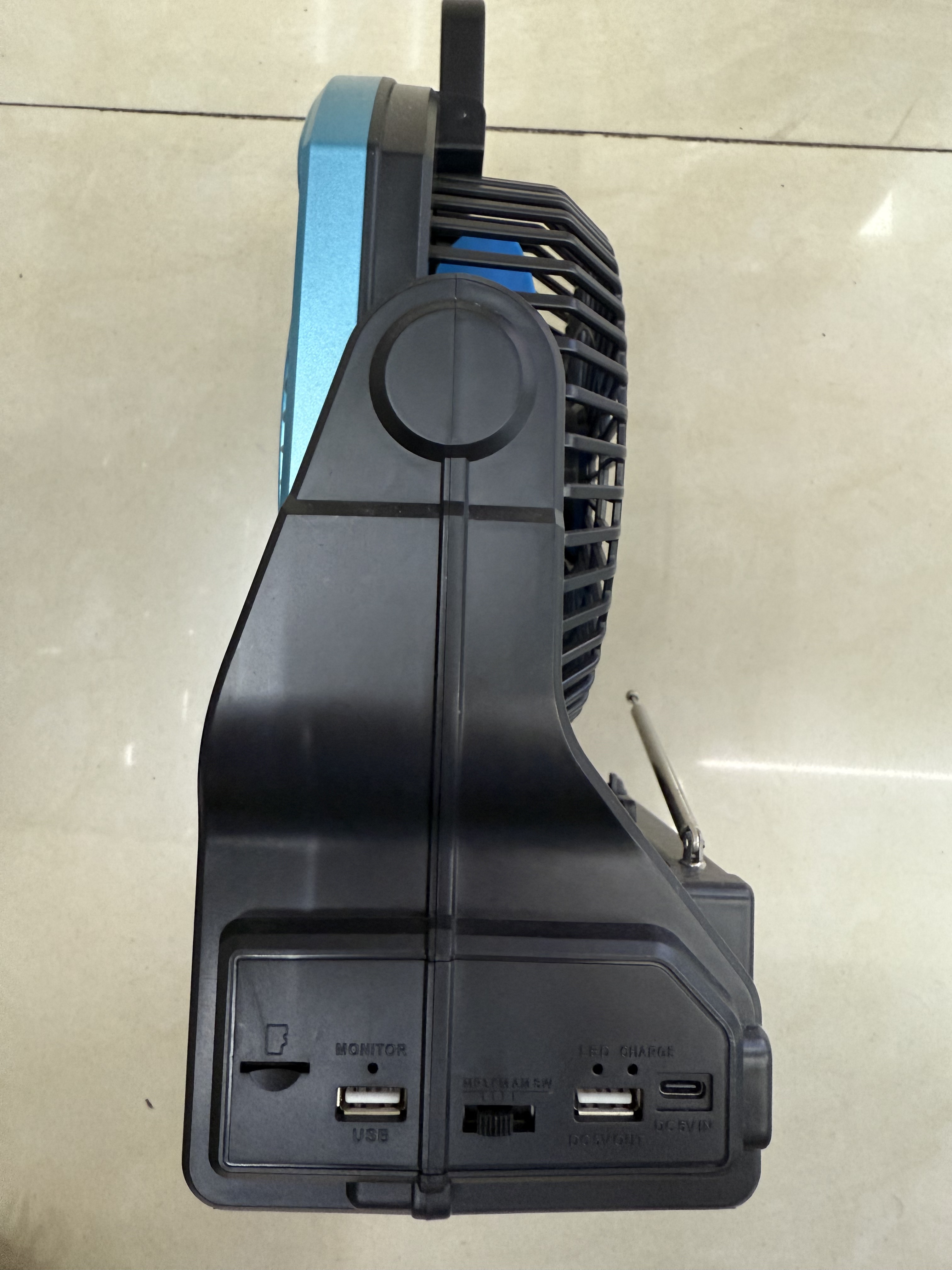 XB-914A solar fan, radio, Bluetooth speaker, multi-band, multi-functional desktop ornament, USB music, TF card for playing music, used by the elderly for charging, discharging, cooling, heat dissipation and blowing Specification image