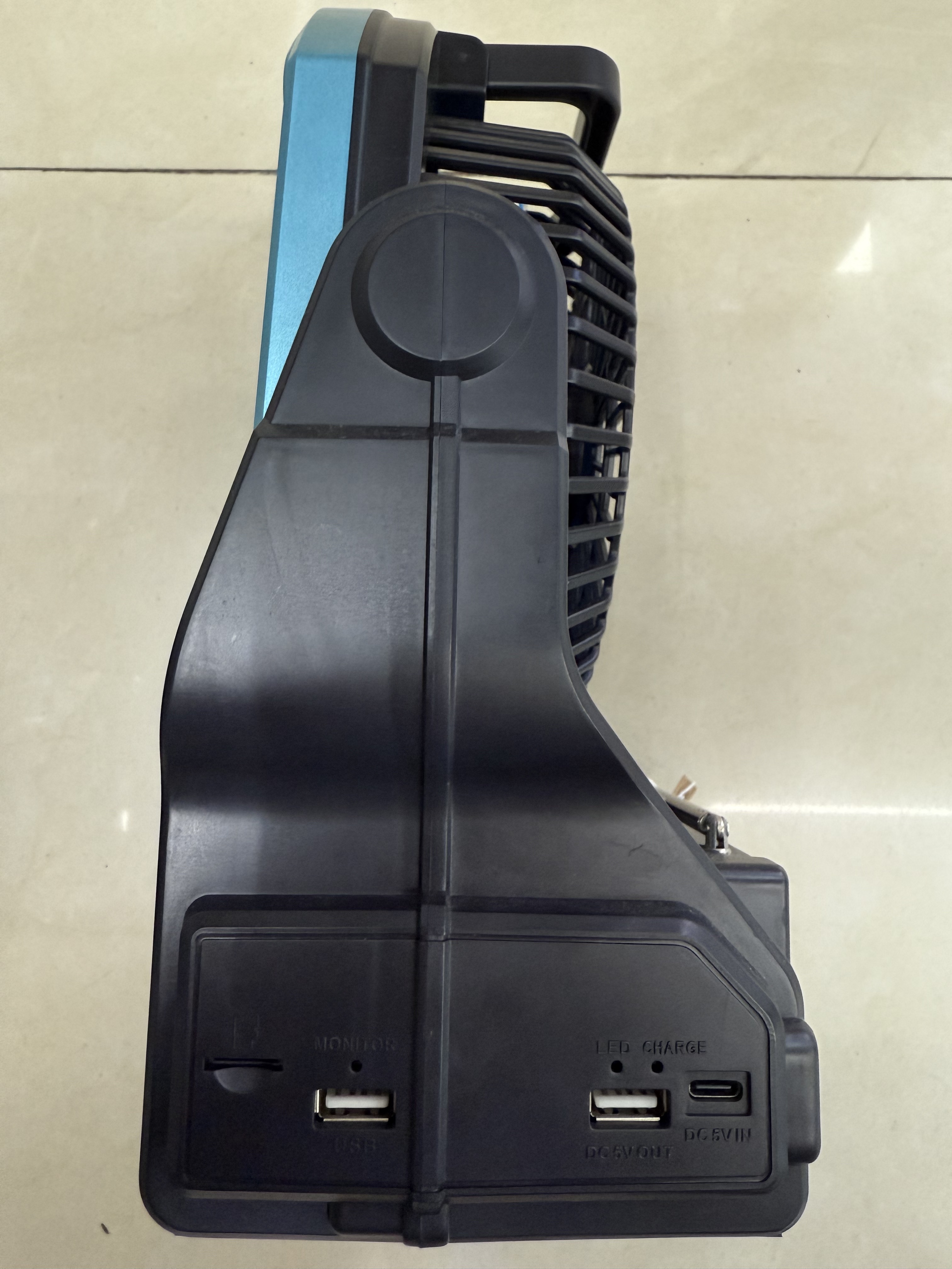 XB-914BL solar fan radio Bluetooth speaker with light illumination, multi-functional desktop ornament, USB music, TF card for playing music, used by the elderly for charging, discharging, cooling, heat dissipation and blowing Specification image