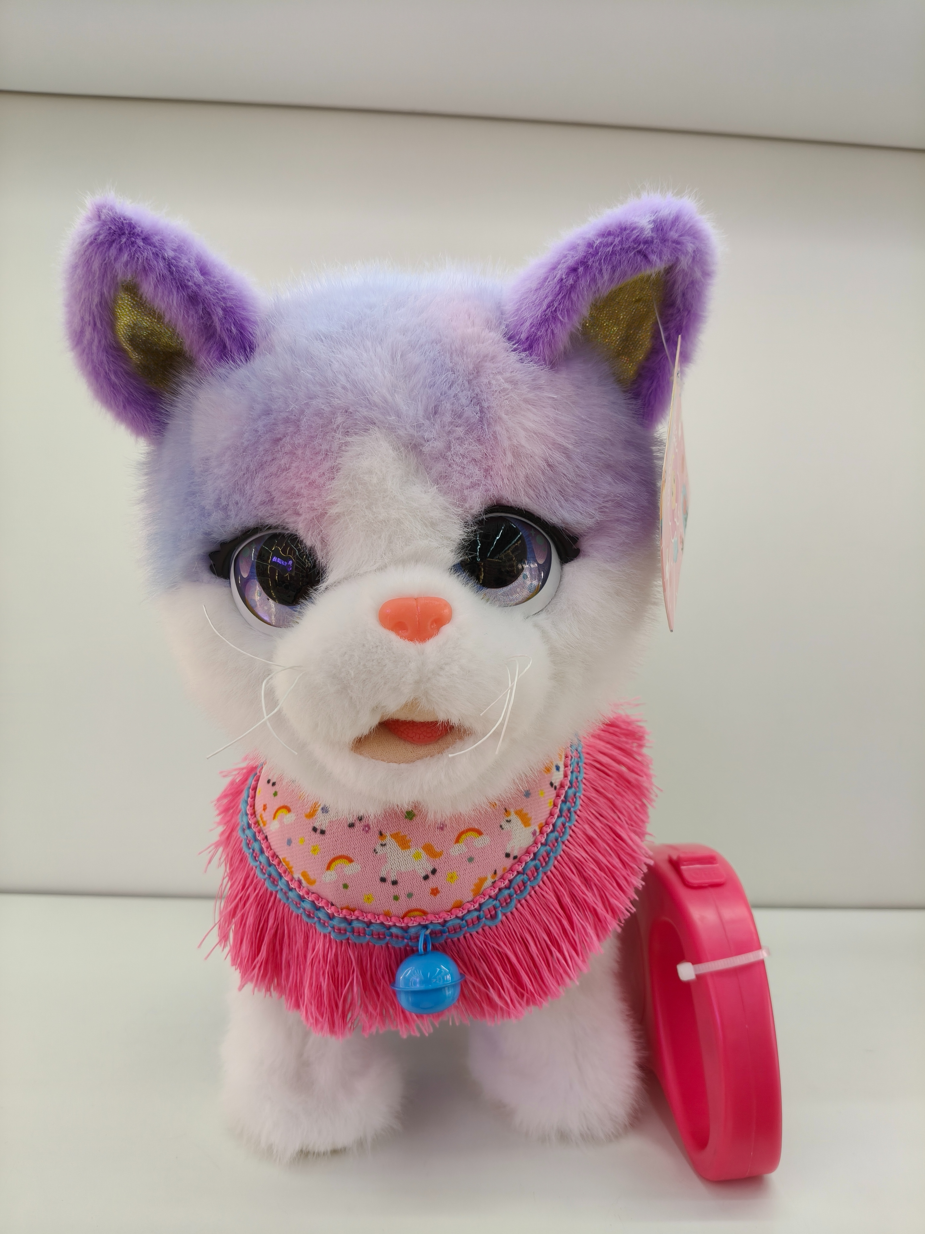 Ryo chai big eye series perro de juguete caminará llamará simulación de niños cachorro de peluche eléctrico con mango Application Scenario