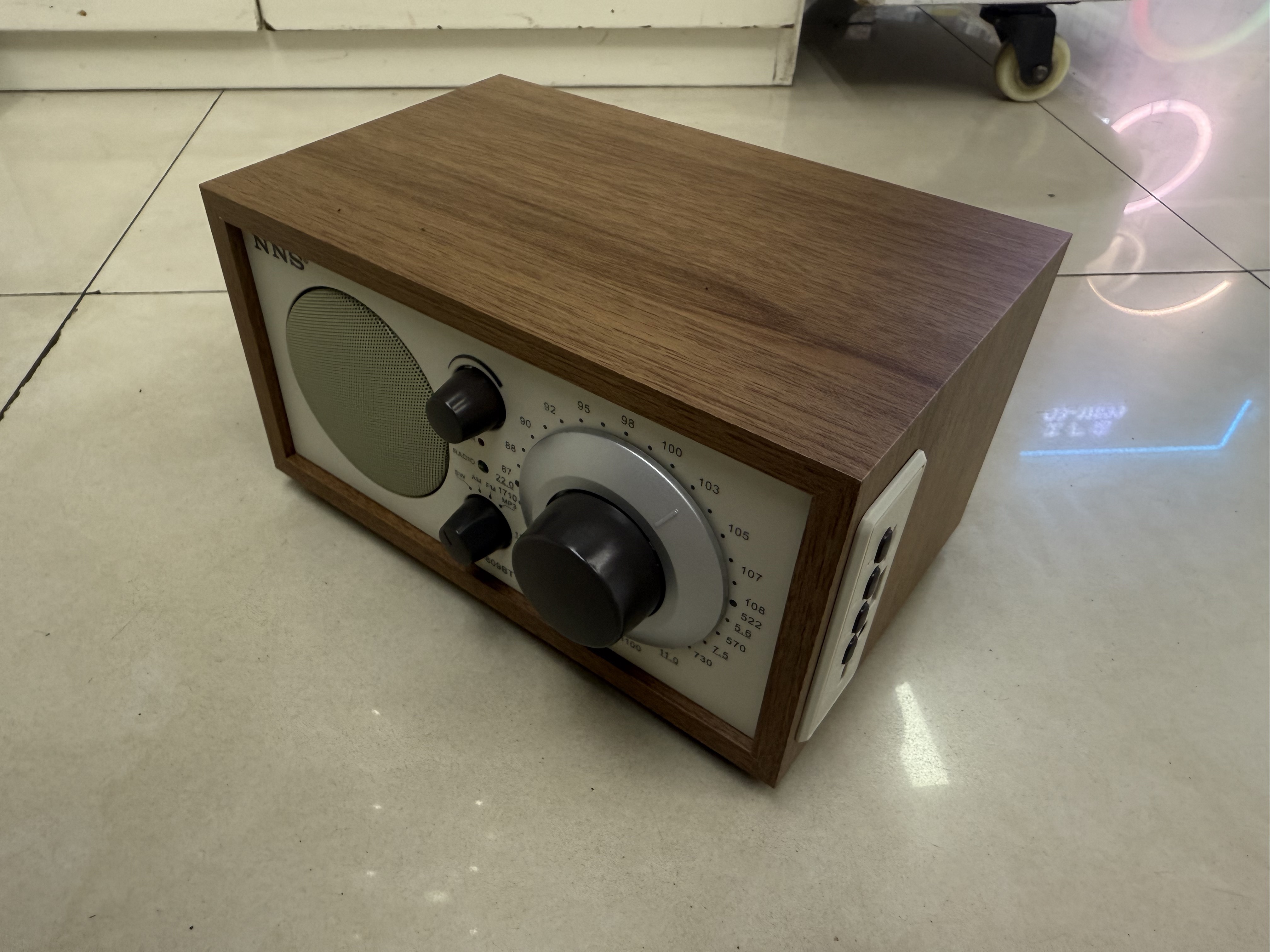 NS-805BT classic retro radio Bluetooth speaker, wood grain texture, simple style, multi-band, multi-functional desktop decoration, USB music TF card for playing music, suitable for gifting to the elderly Specification image