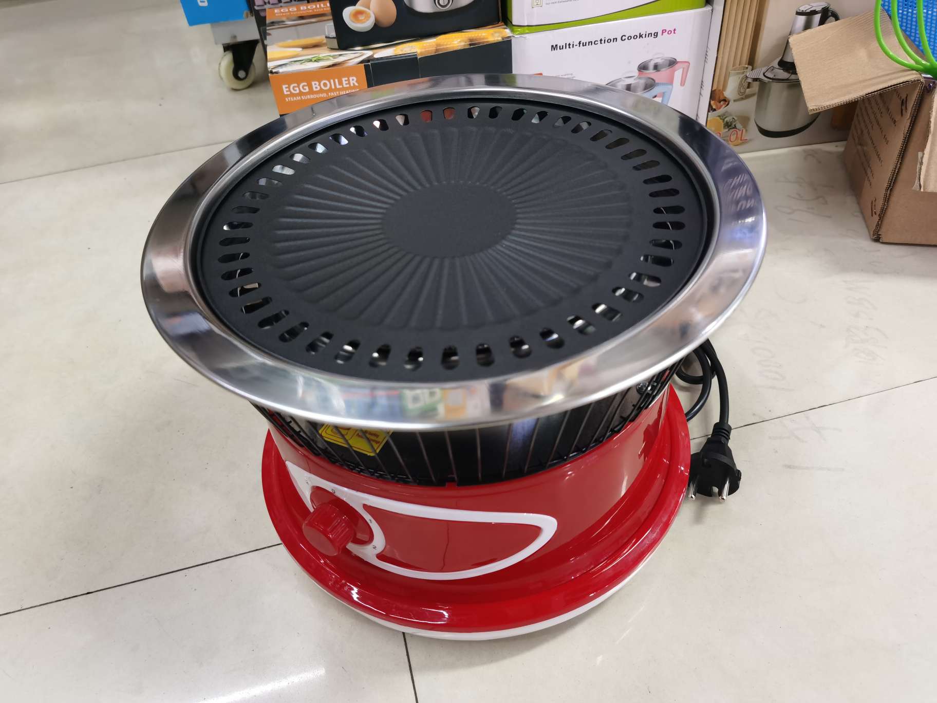 Electric grill, household barbecue and grilling all-in-one pot, Korean-style multi-functional frying and grilling plate, baking pan, non-stick pan for grilling