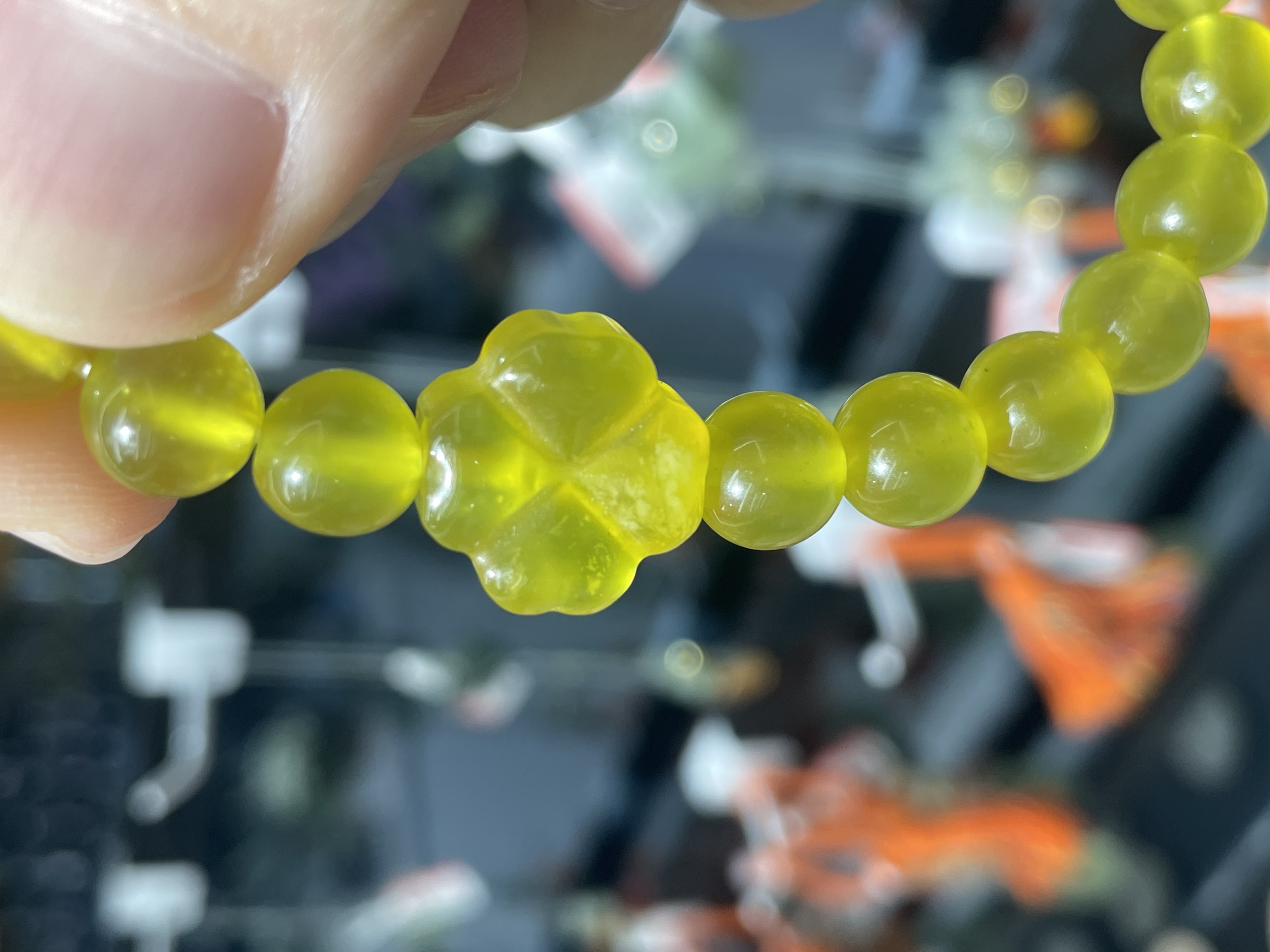 通体金黄黄金玉圆珠手串送亲人长辈情侣对象闺蜜礼物直播间地摊商场首饰手链女8mm详情9