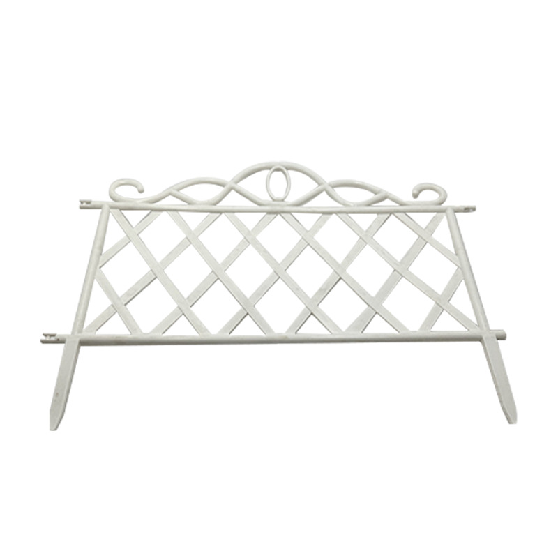 PP plastic retro guardrail, European-style spliced fence panels, outdoor garden fence, courtyard wedding imitation iron art garden fence Item Picture