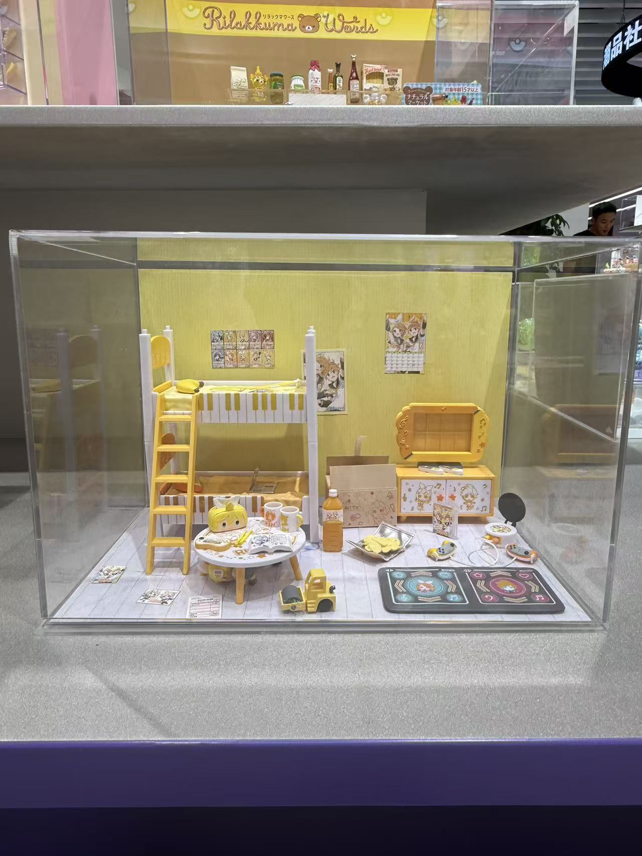 Rement Hatsune Miku's room with Kagane Rinko