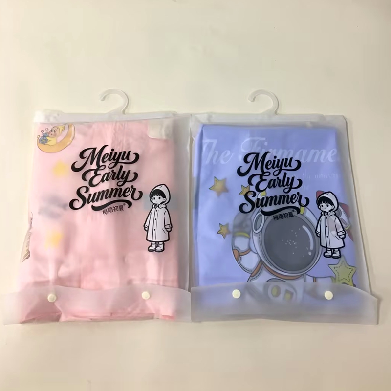 Bonin wholesale new cartoon print niños impermeable con capucha zip estilo al aire libre viaje impermeable Specification image