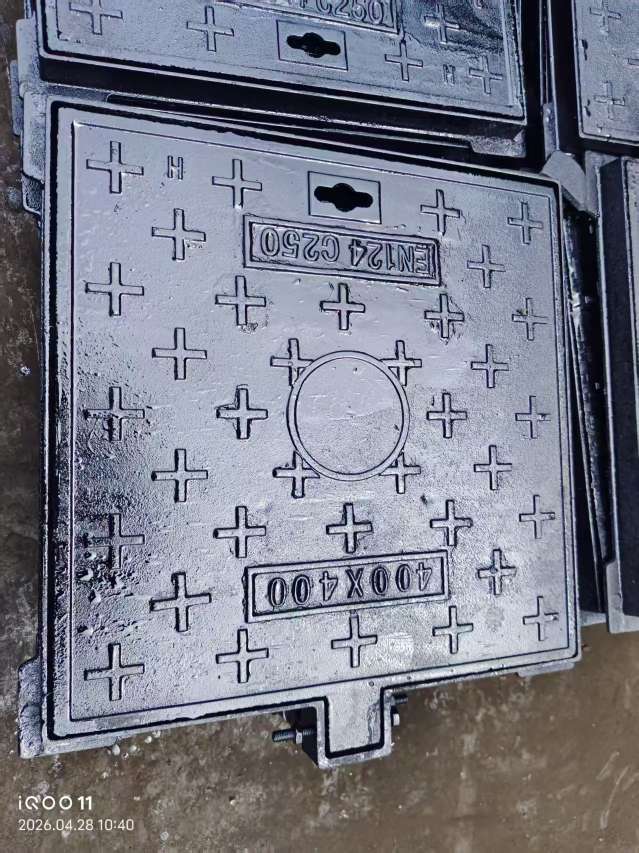 Municipal heavy-duty manhole covers for sewer sewage, round square cast iron manhole covers, ductile iron manhole covers, fire protection waterstop, ductile iron round manhole covers, sewage and stormwater sewer manhole covers, ball milling manhole covers, drainage sand well covers, and round manholes Item Picture