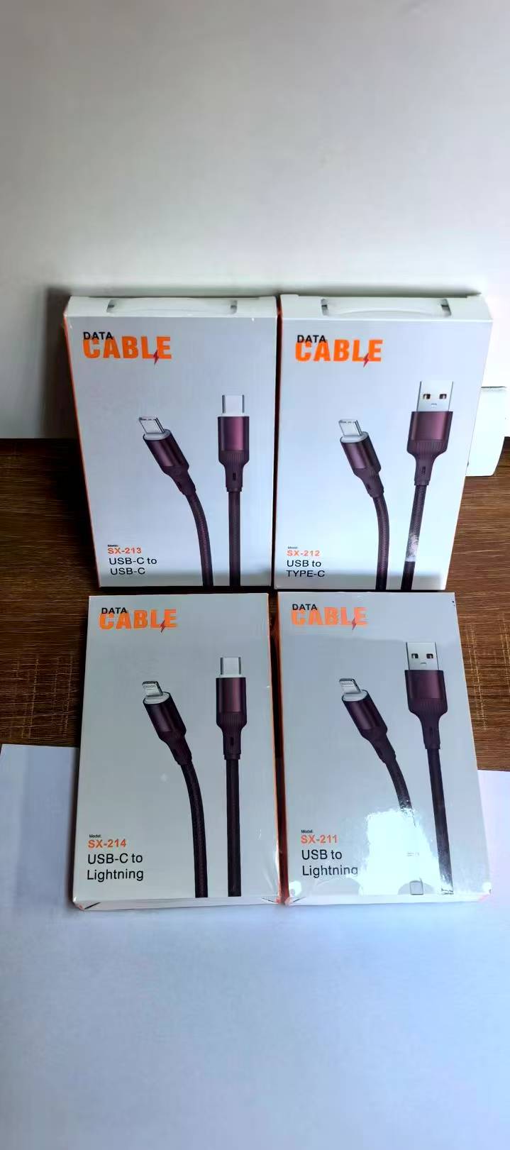 The best-selling PD braided data cable is suitable for Apple 18 dual Type-C fast charging cables. Wholesale of iPhone charging cables. detail 7