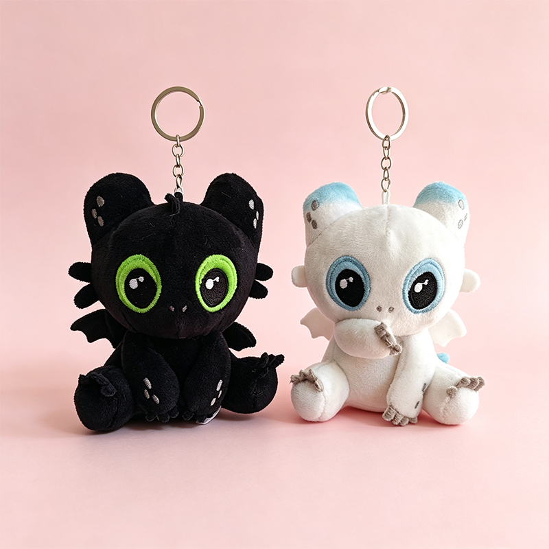 Cross-border bestsellers: "How to Train Your Dragon" Night Demon White Dragon plush toy, schoolbag, keychain, hanging piece, black plush dragon keychain, Mother's Day gift keychain, white plush cute accessory hanging piece, fashionable and creative key chain
