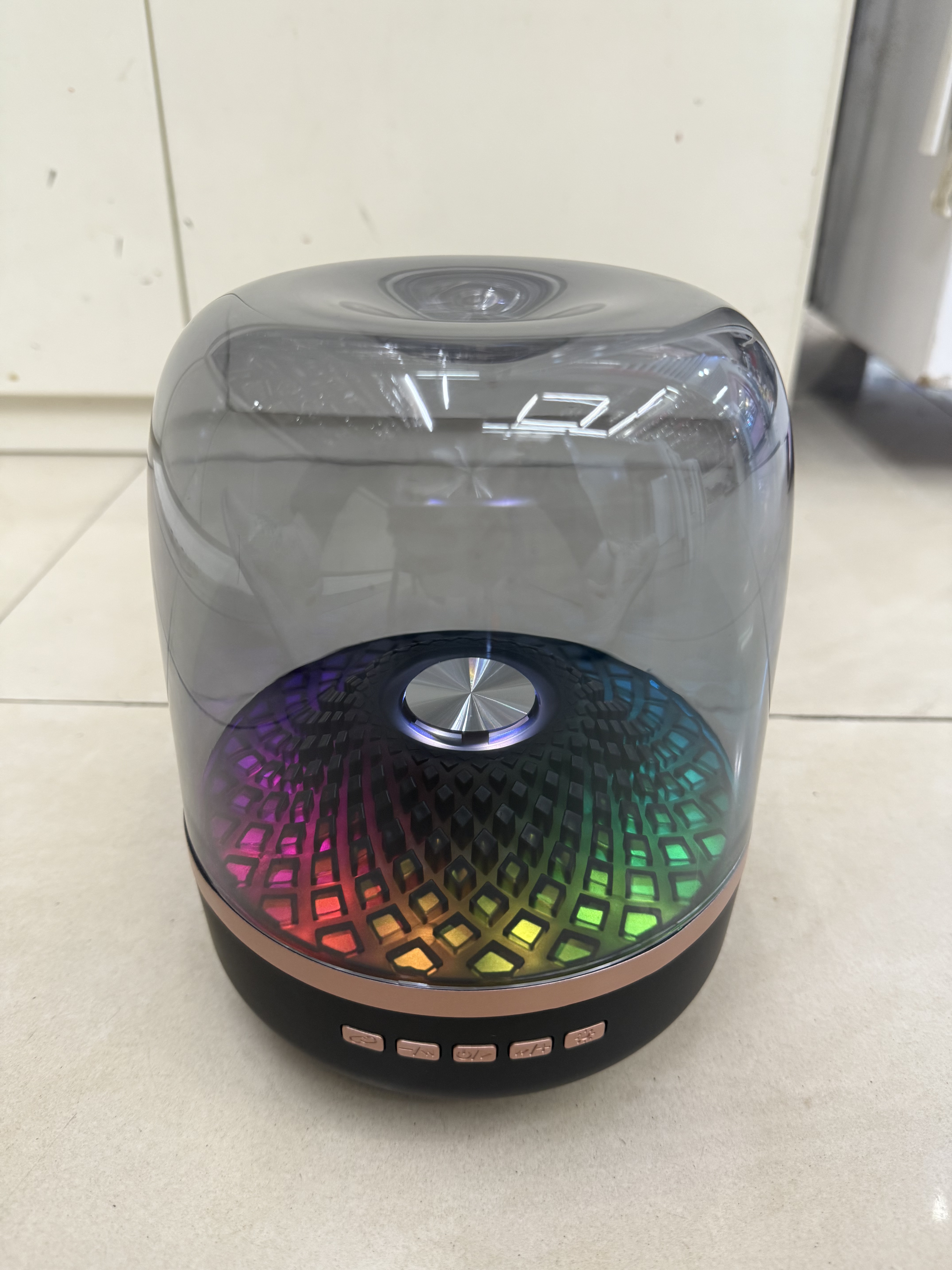 GLASS5 altavoz bluetooth black gold borgollado subwoofer inalámbrico con luces de color canción K escritorio al aire libre reloj de coche alta calidad de sonido 3D surround TWS home audio RGB atmósfera efecto fotosensibilizador