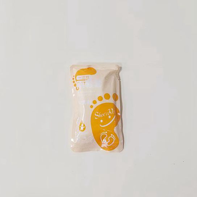 Nuevo estilo individual paquete desechable zapato cubierta impermeable al aire libre para la escuela plástico portátil estilo de tubo medio niños lluvia shoes cover details Picture