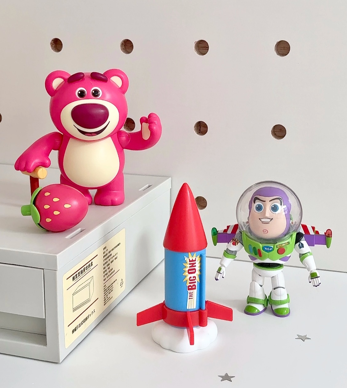 Momo toy story serie figuras ensambladas caja ciega Application Scenario