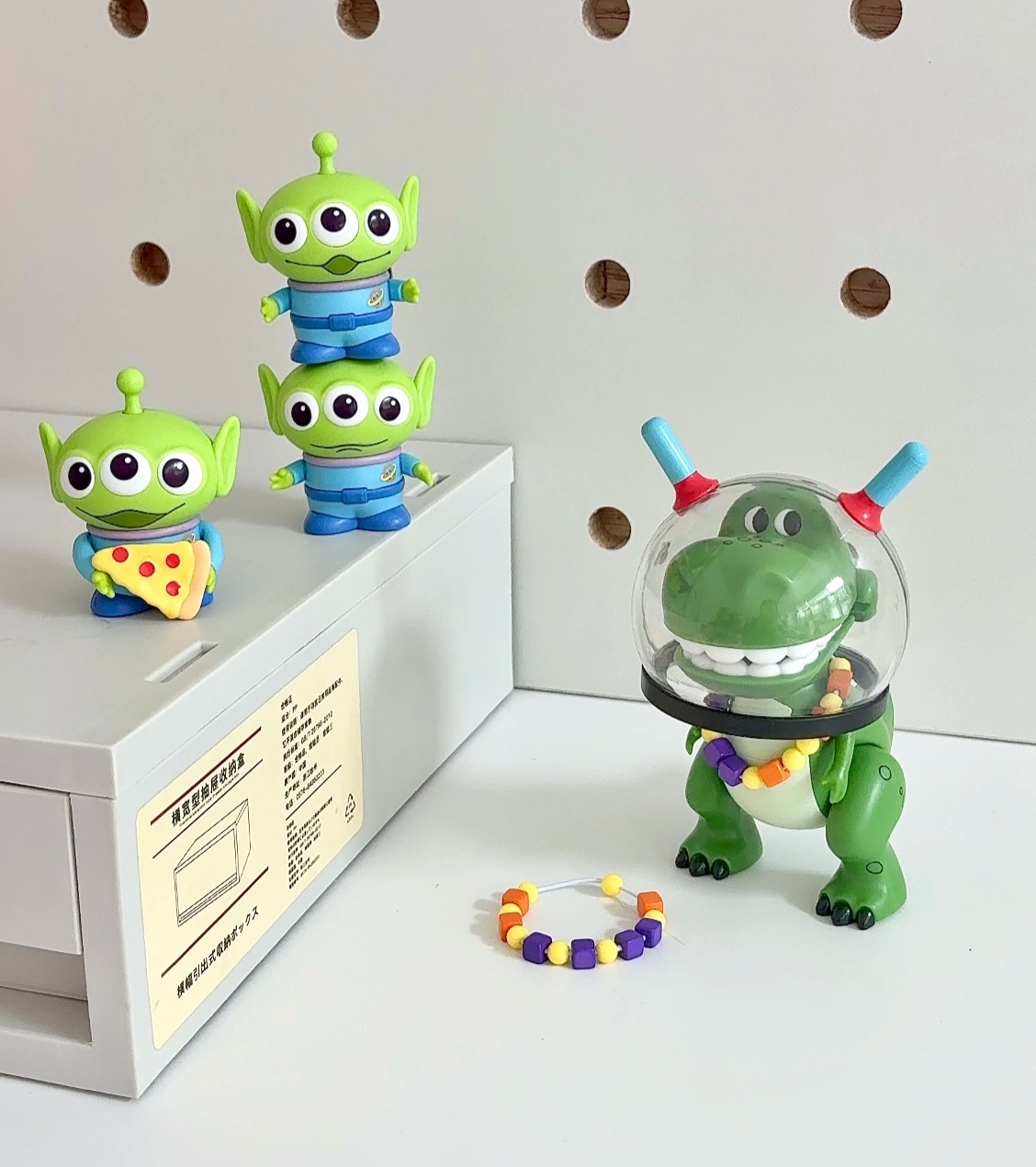 Momo toy story serie figuras ensambladas caja ciega Item Picture