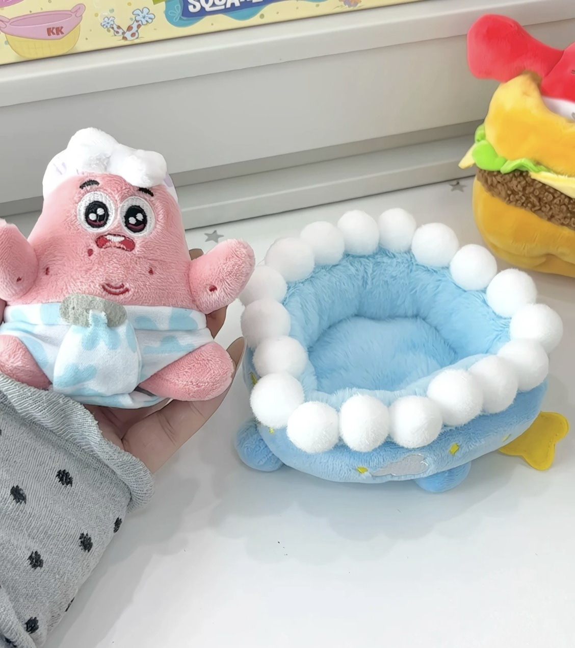 صندوق العماء من مجموعة من آلات الصوف Item Picture