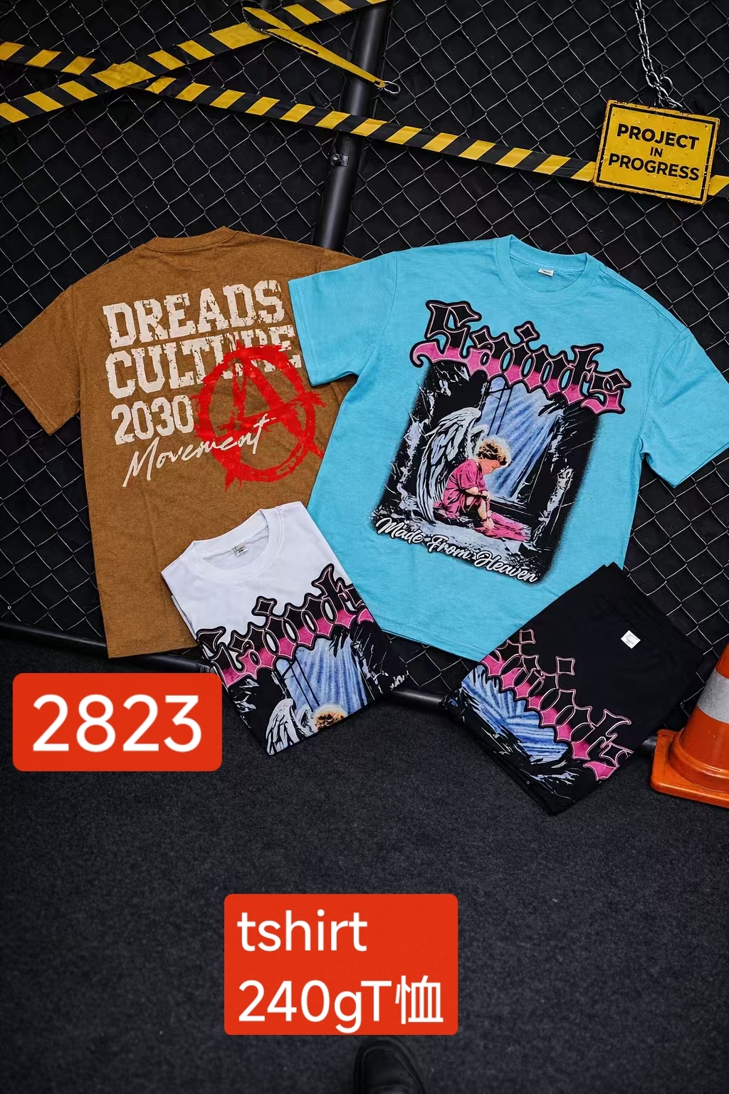 The 2026 new bestseller men's loose short-sleeved sweatshirt is a trendy brand with four-color printed casual men's wear. It's a versatile and fashionable outfit with cool printed graffiti. It's a simple and trendy, versatile style for casual men