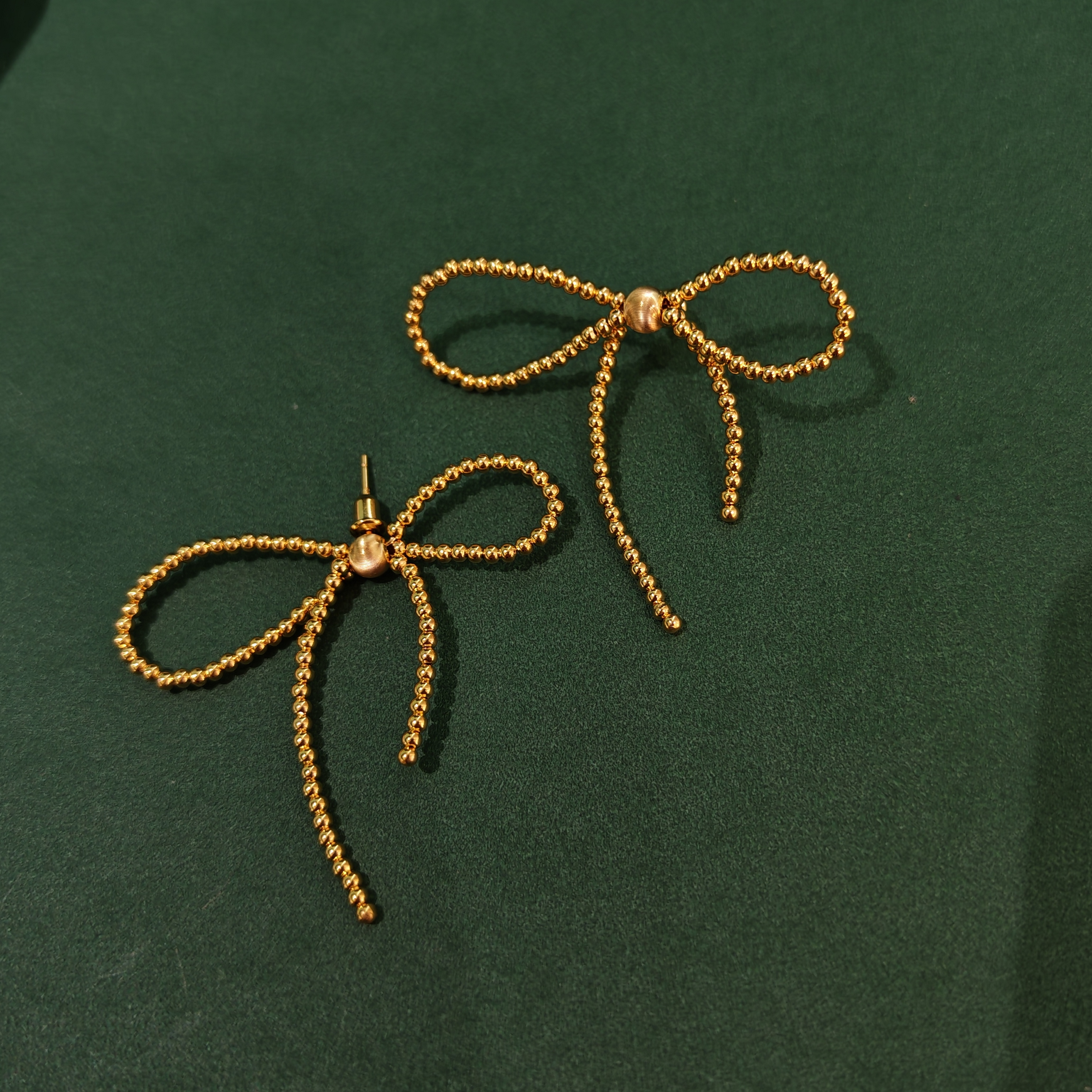 APOTIE S925 brushed silver bead bow jewelry, fashionable and versatile earrings and accessories, fresh and elegant silver jewelry available for wholesale Item Picture