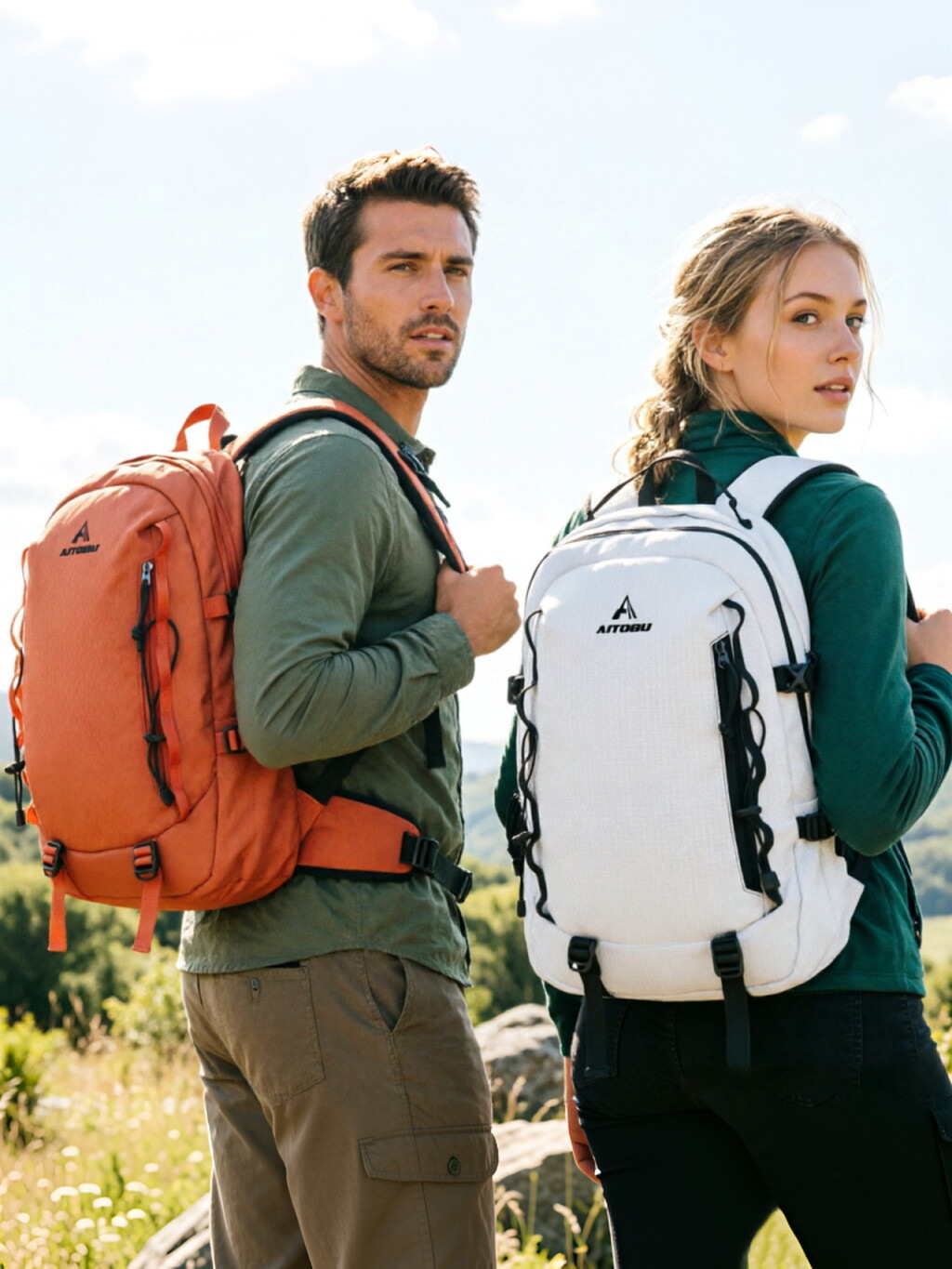 Lightweight and large-capacity outdoor hiking bag, 600g waterproof hiking backpack, cycling and commuting
