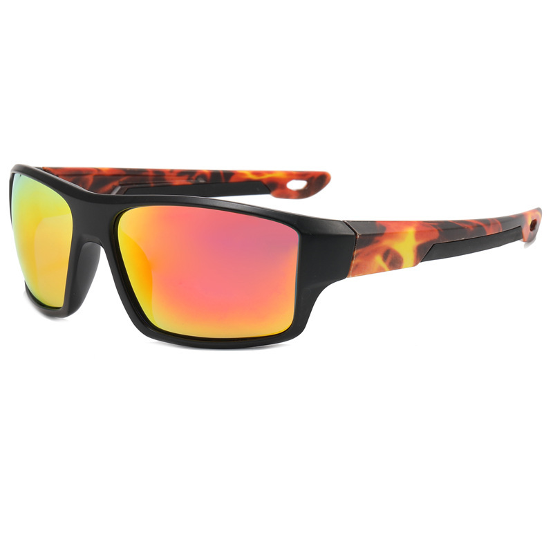 Square frame all-inclusive cycling glasses outdoor cycling sunglasses camouflage leg sports sunglasses UV400 Application Scenario