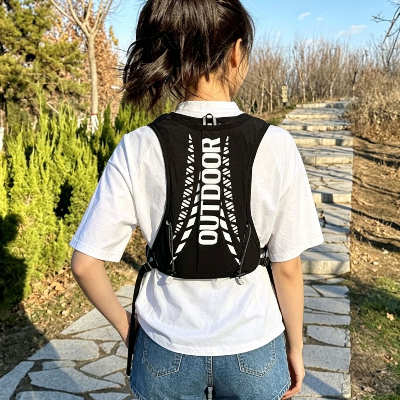 Cross-country running backpacks, summer outdoor cycling professional men's backpacks, women's vests, hiking lightweight water bags, mountain climbing bags details Picture