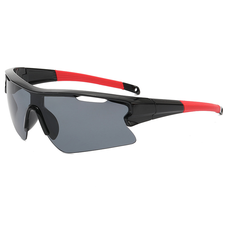 Gafas de ciclismo deportivo ciclismo al aire libre gafas de sol a prueba de viento dazzle color gafas de sol deportivas UV400-8310 Application Scenario