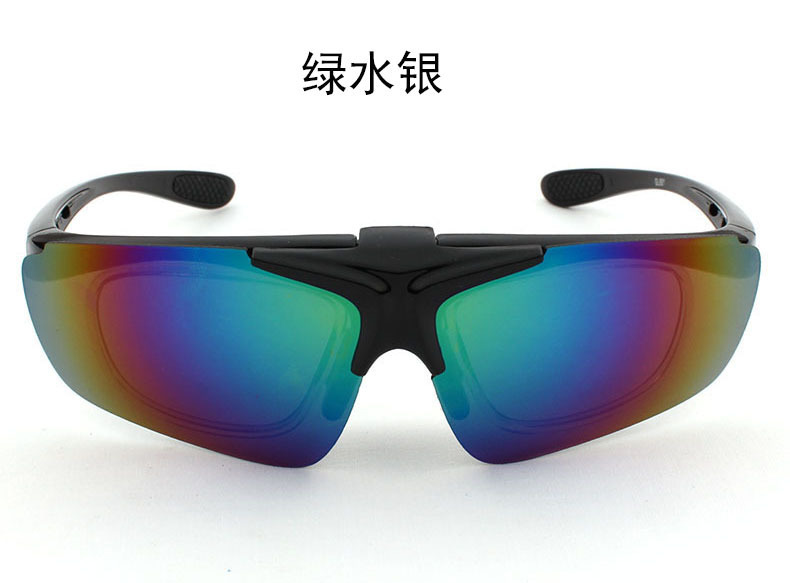 Cycling goggles sunglasses all-in-one sports sunglasses outdoor windproof and UV-proof cycling goggles in multiple colors Application Scenario