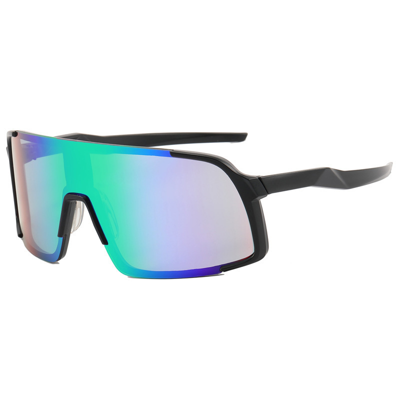 Stock large frame cycling sunglasses windproof design sports cycling glasses outdoor running fishing protective sunglasses Application Scenario
