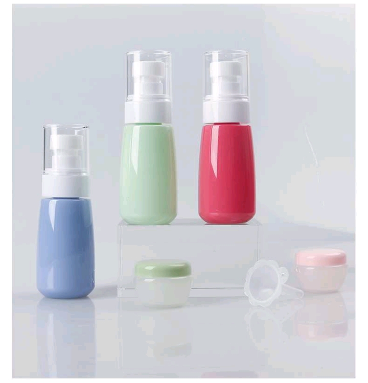 Venta directa de fábrica color especial forma botella de prensa botella de aerosol botella de crema viaje portátil juego de frascos dividido detail image 8