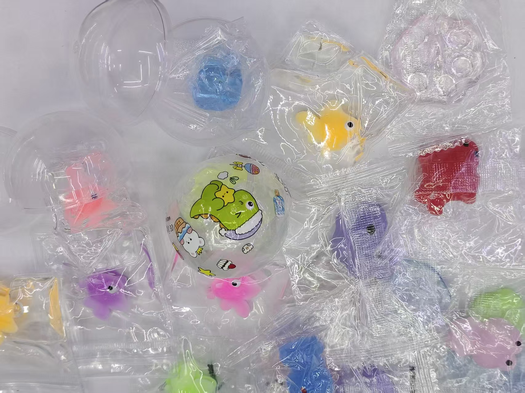 5cm Gacha stress-relieving little goldfish mix or pinch toys, cute stress-relieving little toy gacha surprises pic 6
