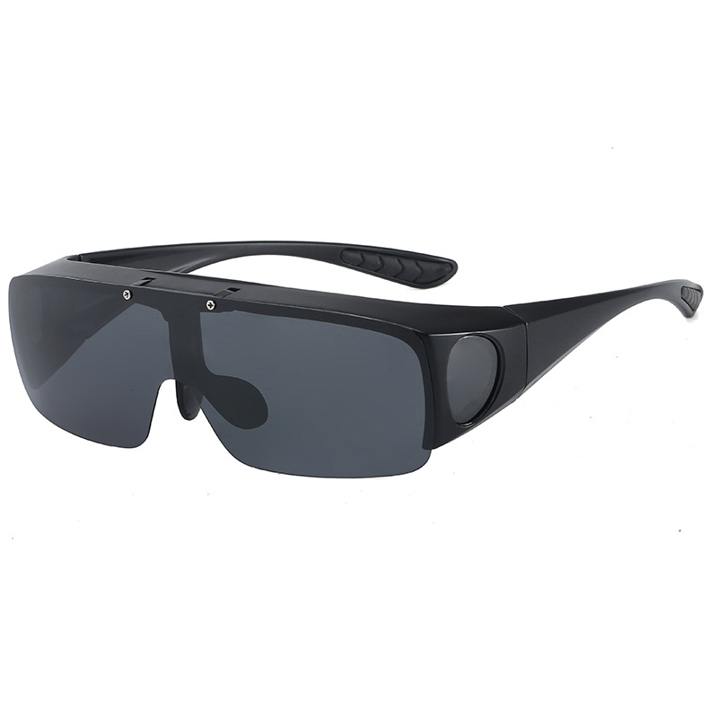 Wholesale flip-top sunglasses, polarized men's and women's one-piece glasses, double-layer lenses, flip-top sunglasses, and color-changing glasses Application Scenario