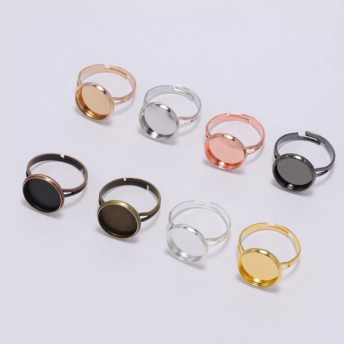 Dingxi jewelry accessories: Iron adjustable ring base, round ring setting, empty setting, glass veneer, resin oil drip jewelry accessories manufacturer wholesale Application Scenario