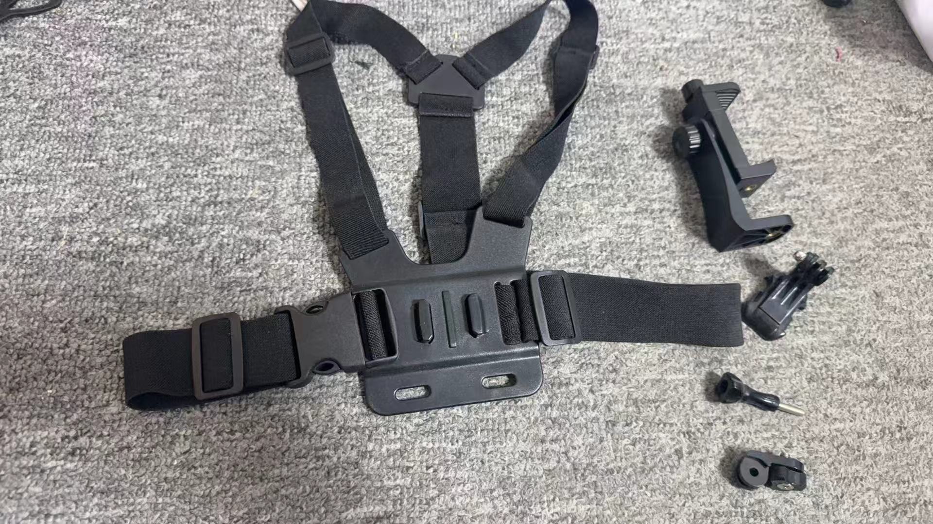 gopro first-person perspective camera for outdoor cycling with a phone stand on the chest detail image 4