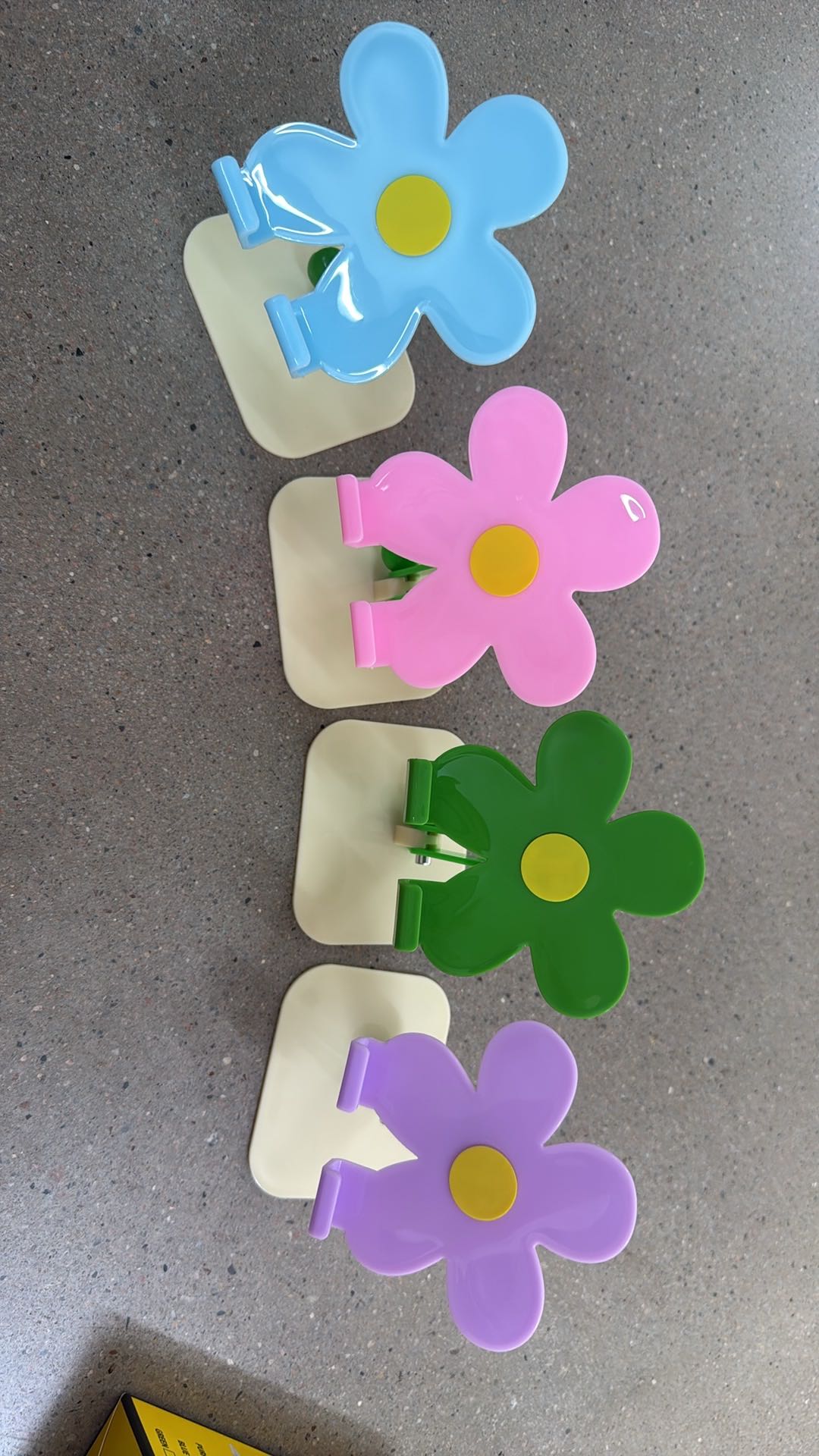 Commercial creative green flower-shaped landscape decoration, popular check-in and photo-taking props, shopping mall decoration detail image 7