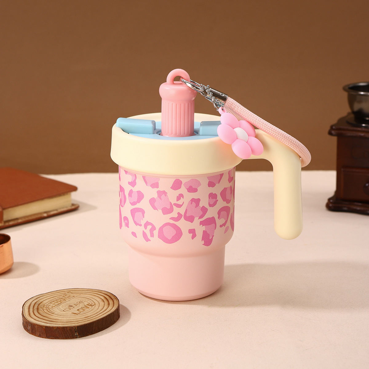 Y290-QSXD2235 New leopard print 316 stainless steel insulated cup, portable, high appearance level straw cup with handle Specification image