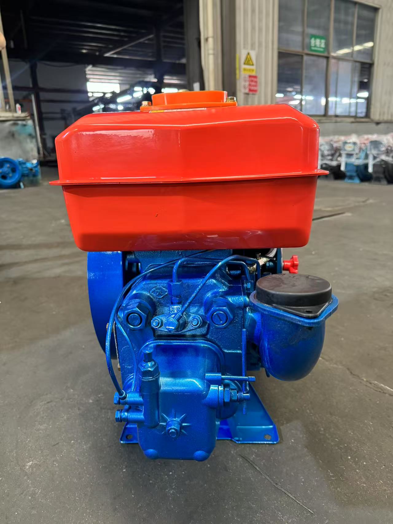 ZS1115 single-cylinder water-cooled engine, 18/20/22 horsepower, can be equipped with manual start or electric start, powerful and fuel-efficient, suitable for both agricultural and Marine use Item Picture