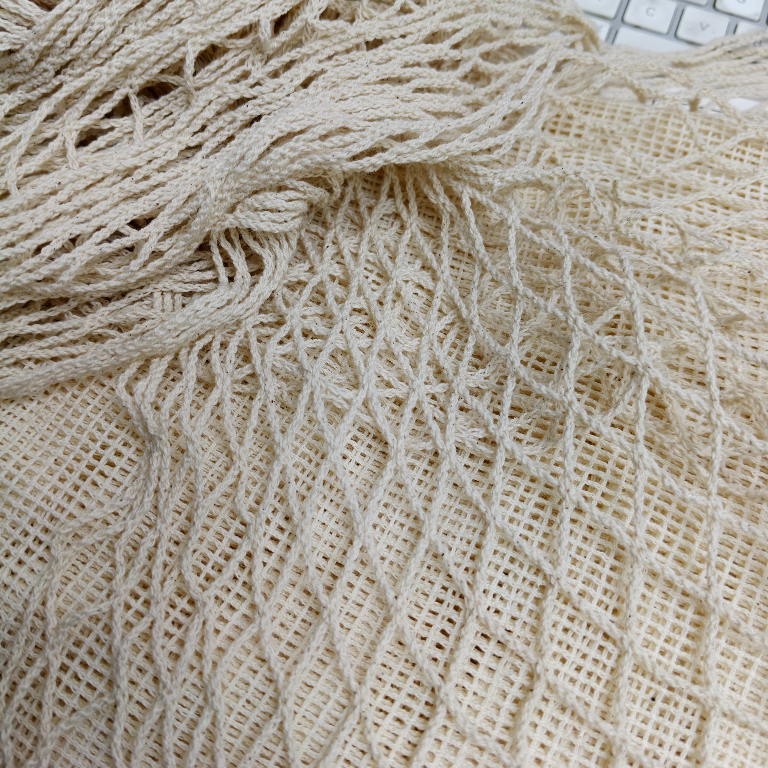 Large-hole square diamond-shaped cotton net bags, woven shopping bags, eco-friendly net bags, wall decoration, fruit net bags, Daye bag materials Item Picture