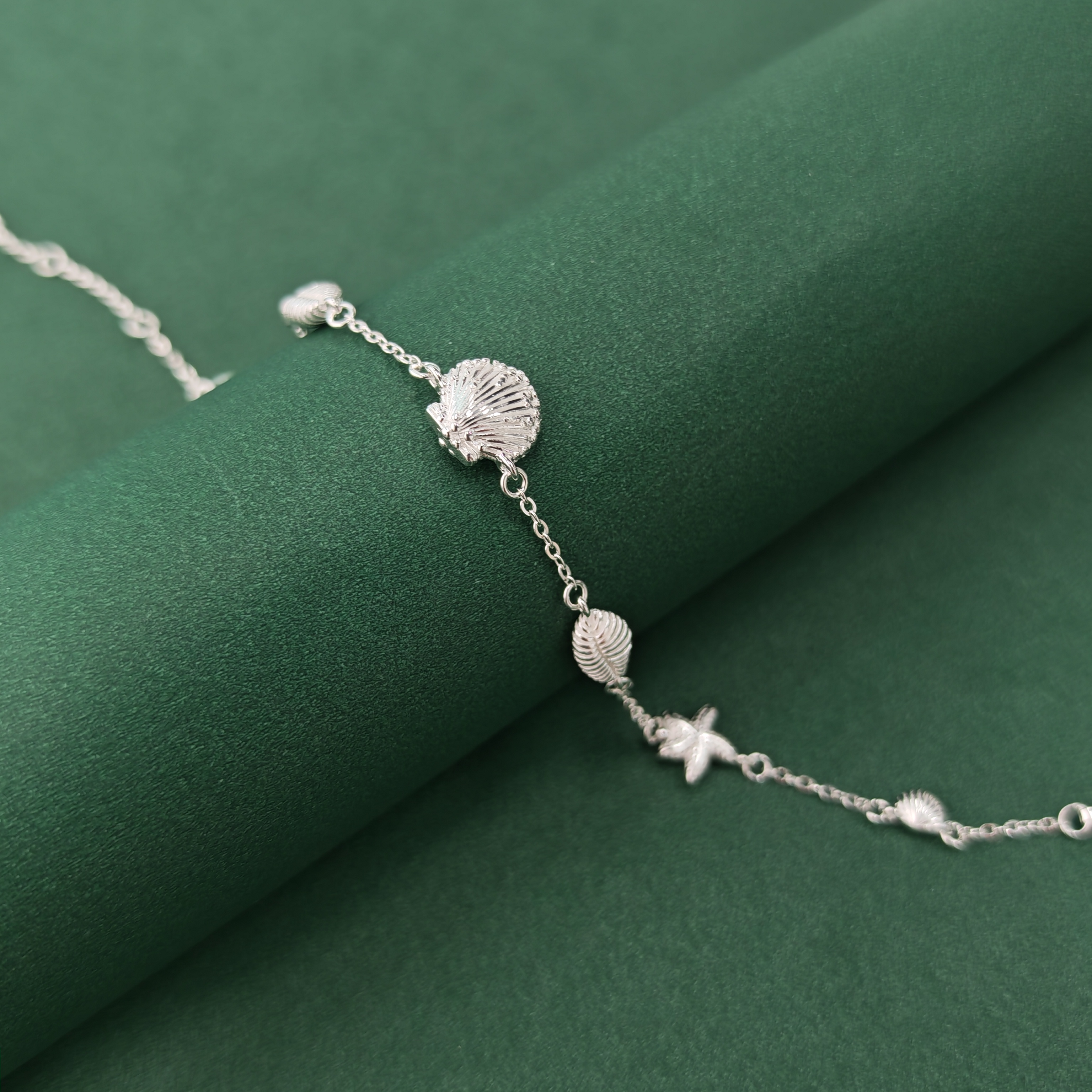 APOTIE's "Pearl Shell Illusion Sea" Silver Starfish Shell Pearl S925 Silver bracelet is a fashionable and trendy accessory gift details Picture