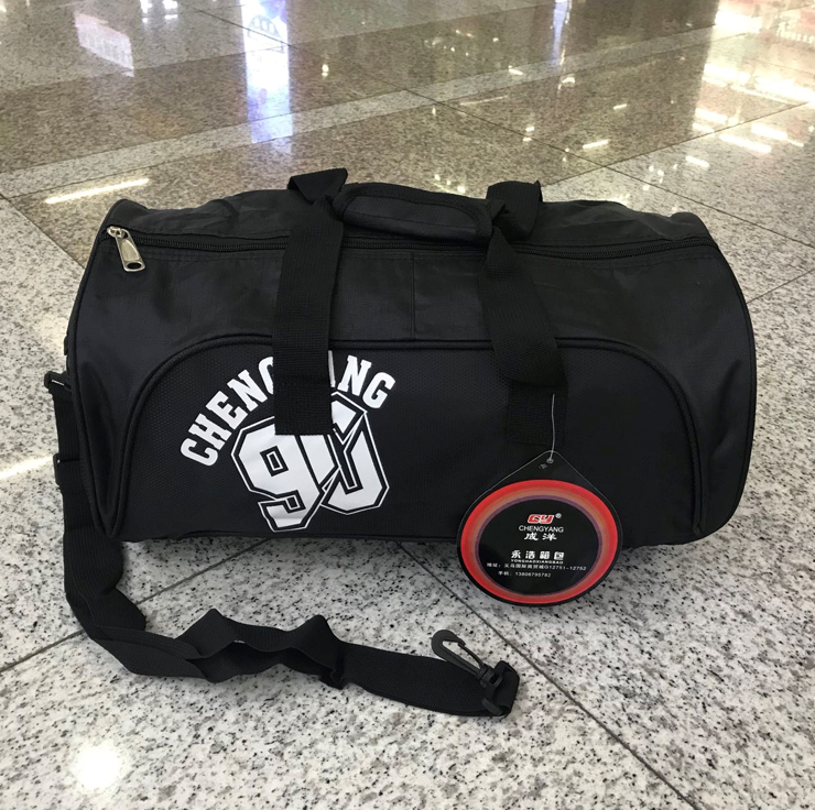 Yiwu Good Goods short travel bag, women's hand-held large-capacity luggage bag, portable boarding leisure travel bag detail image 2