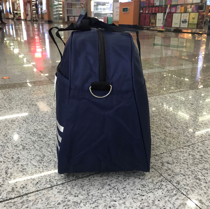 Yiwu Good Goods hand-held travel bags, business trip luggage bags, single-shoulder waterproof travel bags, men's short-distance travel bags detail image 3