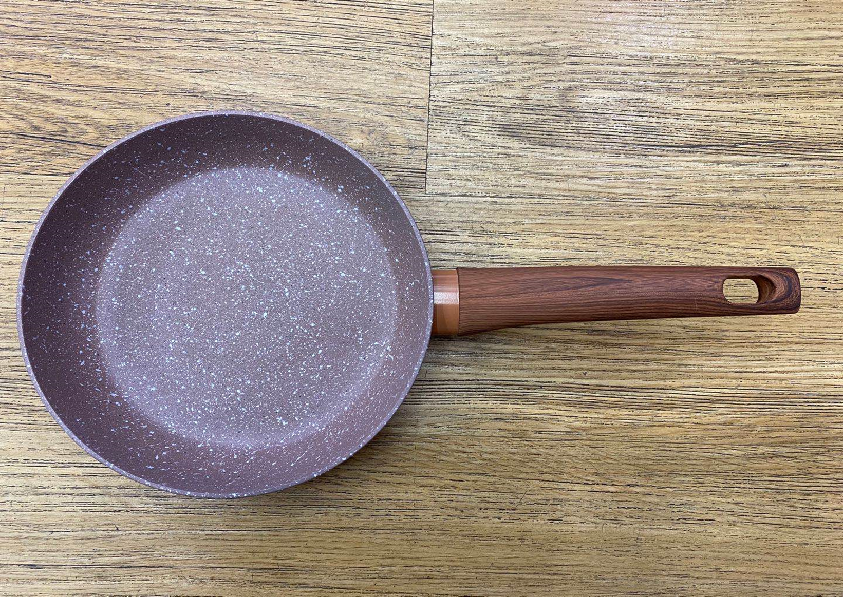 Yiwu Good goods 28CM non-stick pan, tourmaline pan, egg frying pan, pancake pan, flat pan, for induction cooker detail image 1