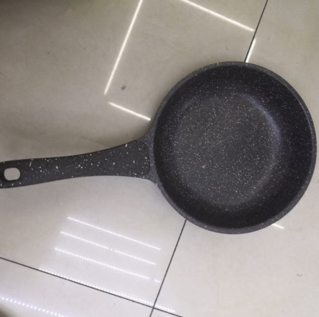 义乌好货 班戟千层不粘锅厚底无油烟电磁炉通用平底锅包邮详情图1