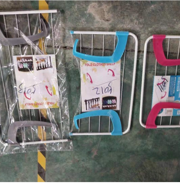 义乌好货 阳台晾衣架铁艺家居用品 夹子衣架塑料制品工艺品详情图1