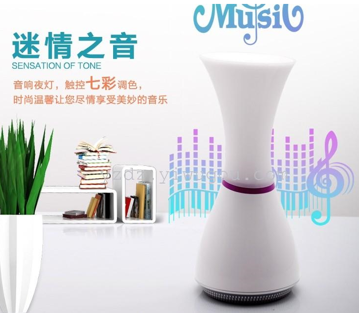 义乌好货 蓝牙音箱低音炮 迷你户外便携插卡音响收音机 七彩音响详情图3