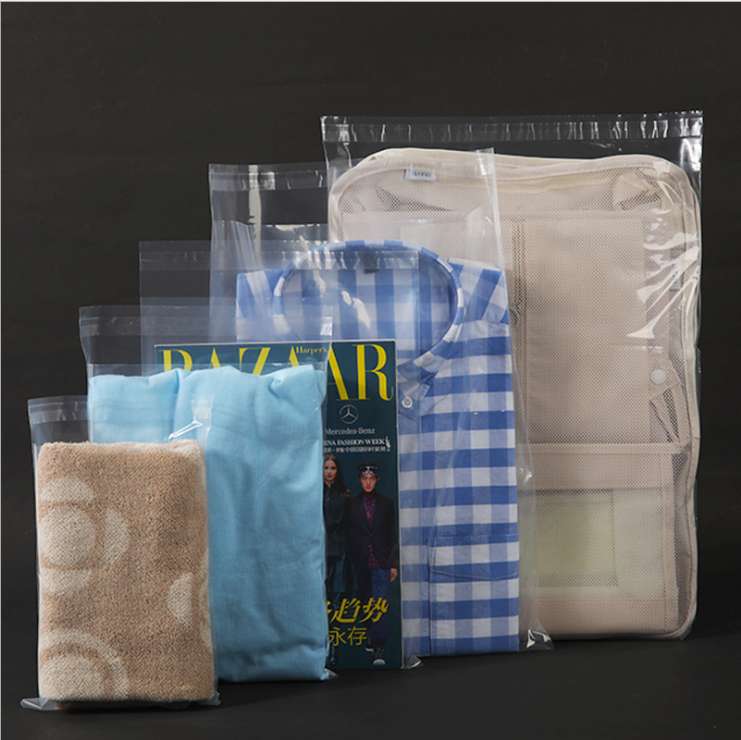 We have a complete range of in-stock specifications or custom factory direct sales of PE self-adhesive packaging bags, clothing warning words, plastic bags, and custom-made printed transparent frosted soft bags Application Scenario