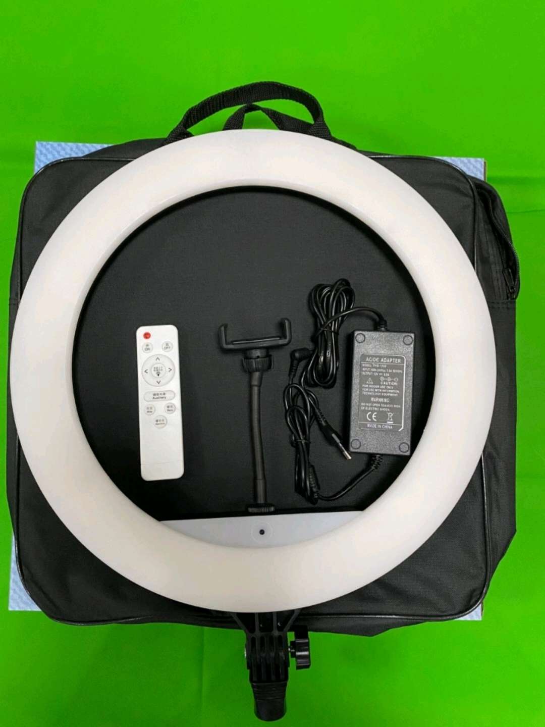 Live feed light LED beauty anchor light web celebrity mobile live photography light 18-inch LED feed light remote control