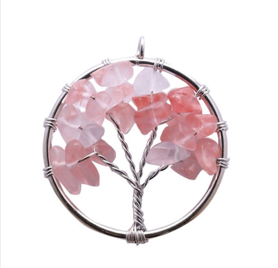Factory direct sales of natural stone, raw stone, agate, life tree pendants, crushed stone crystal necklaces, exported to Europe and America undefined