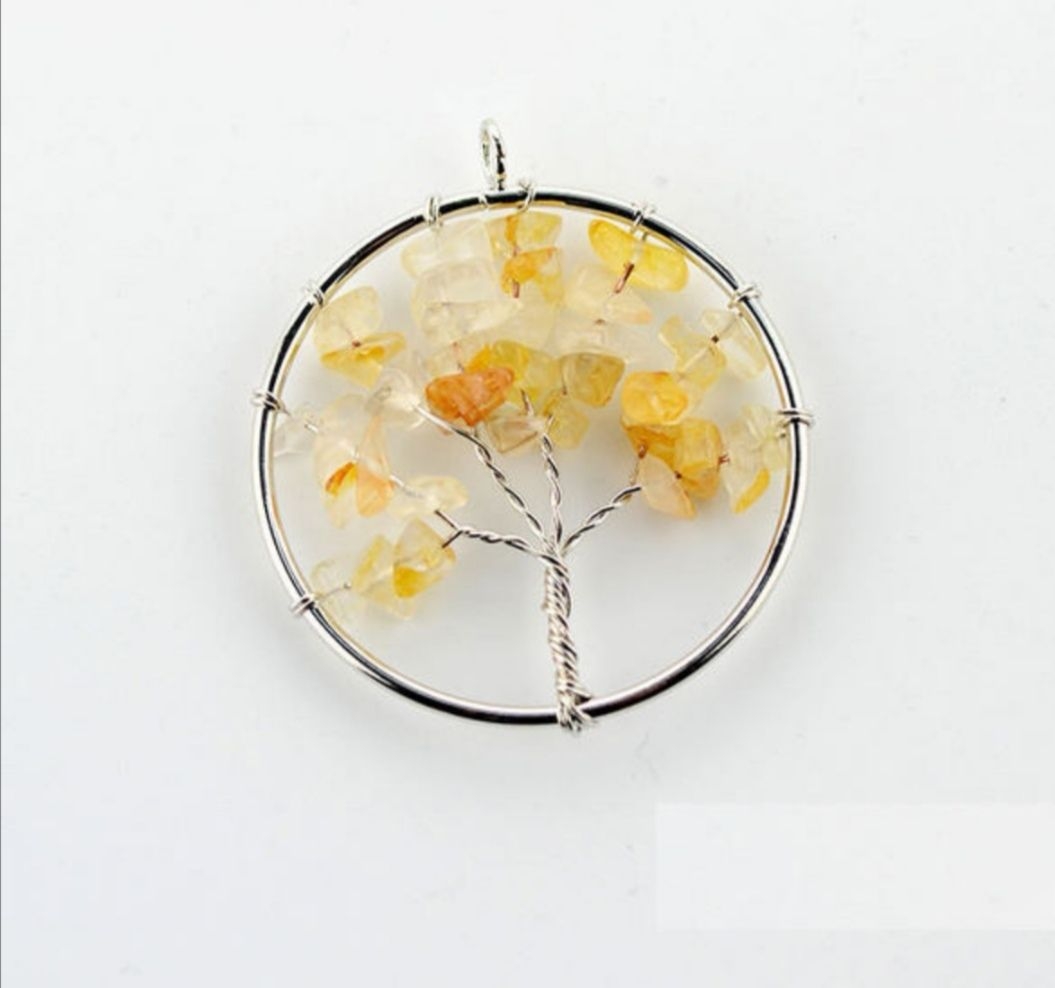 Factory direct sales of natural stone, raw stone, agate, life tree pendants, crushed stone crystal necklaces, exported to Europe and America Item Picture