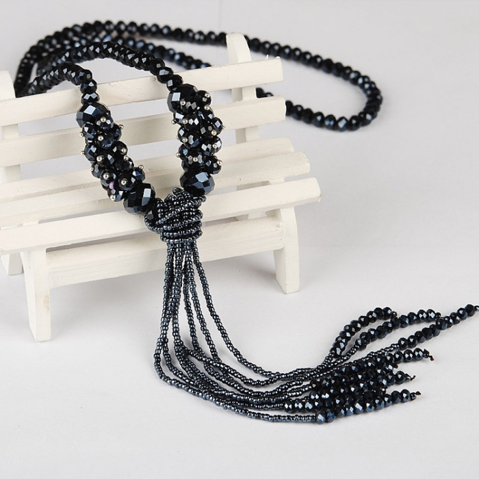 Spring bestseller Korean-style crystal versatile and fashionable necklace, long tassel sweater chain for women