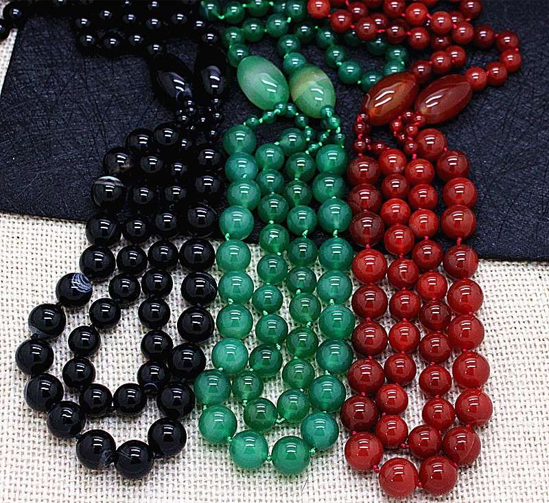 Luxurious and high-end handcrafted ethnic retro natural agate long sweater chain, versatile long red agate necklace undefined