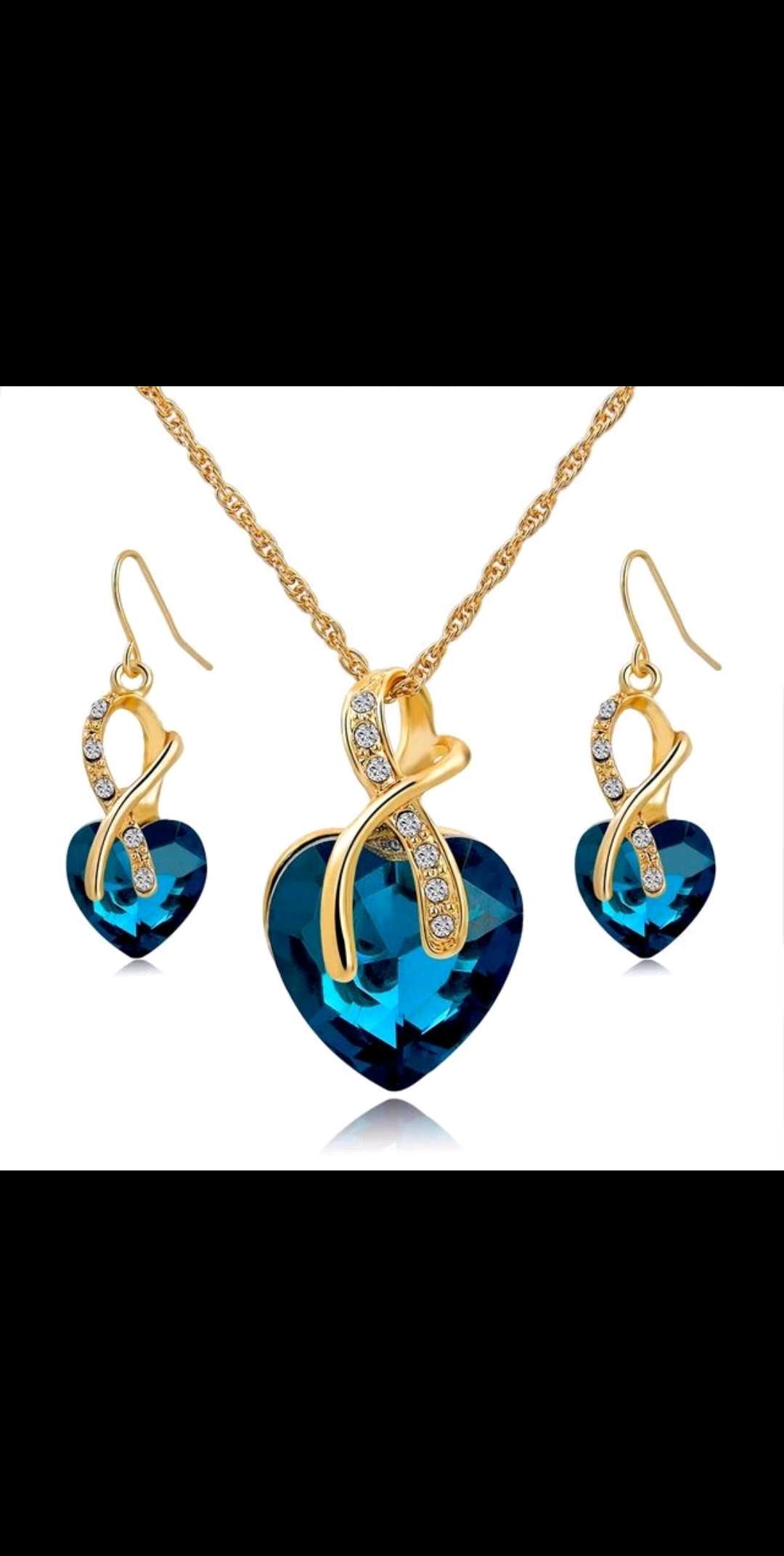 Cross border bride set of ornaments European and American wedding dinner set with diamond heart crystal earrings and necklace jewelry set thumbnail