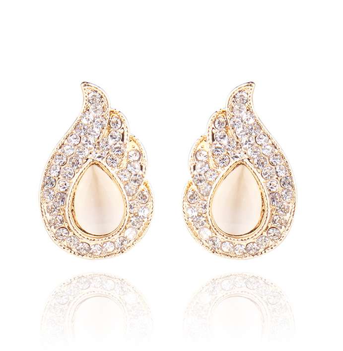 Cat eye wing spot drilling earring